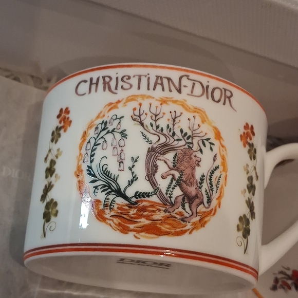 Dior White and Orange Mug Set - Picture 6 of 15